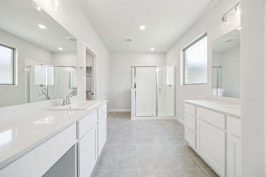 Furnished interior view inside a new home in Elevon, Lavon (Image 16).