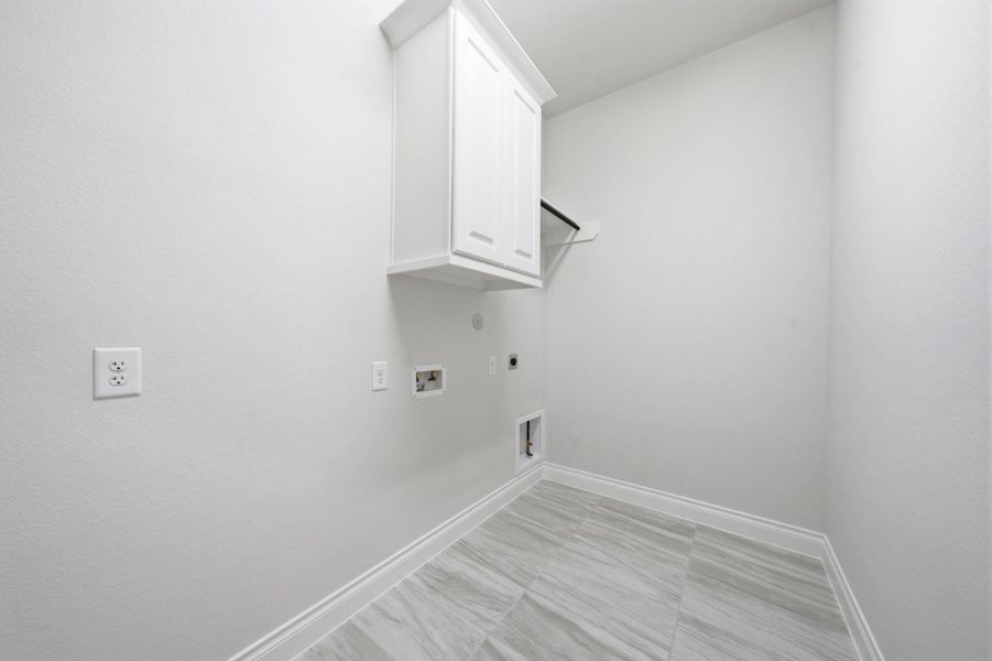 Spacious, unfurnished interior of a new home in The Woodlands Hills 65′, Willis (Image 36). Spacious, unfurnished interior of a new home in The Woodlands Hills 65′, Willis (Image 36).