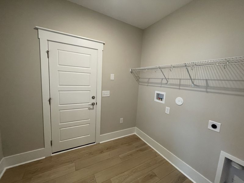 Spacious, unfurnished interior of a new home in The Sanctuary at Sunset Beach, Sunset Beach (Image 18).