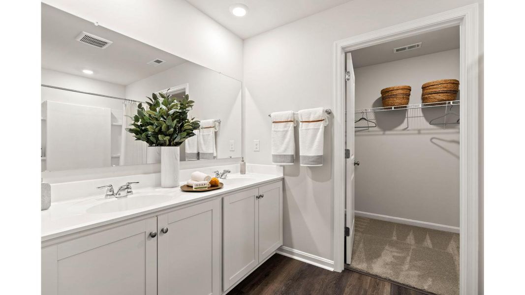 Furnished interior view inside a new home in Tooley Harbor, Elizabeth City (Image 27).