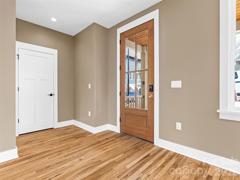 Spacious, unfurnished interior of a new home in , Asheville (Image 40).