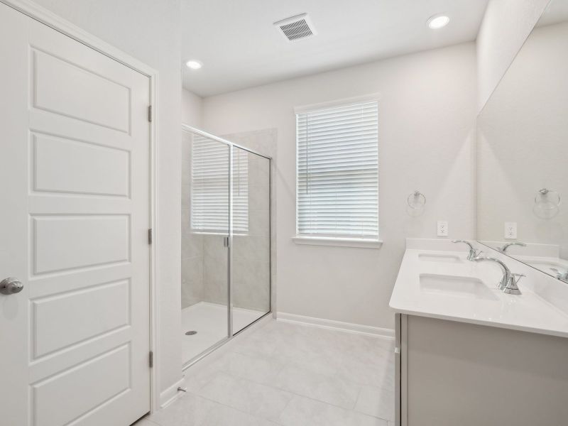 Furnished interior view inside a new home in Lark Canyon, New Braunfels (Image 11).