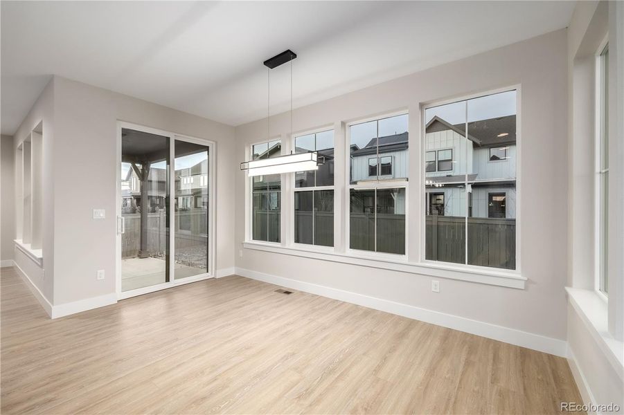 Spacious, unfurnished interior of a new home in West Grange, Longmont (Image 45).