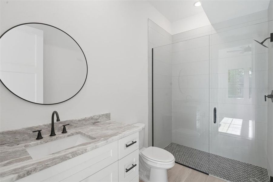 Furnished interior view inside a new home in , Orlando (Image 35).