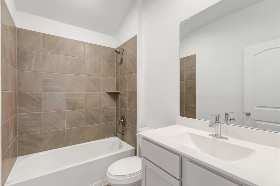 Furnished interior view inside a new home in River Ranch Trails, Dayton (Image 6). Furnished interior view inside a new home in River Ranch Trails, Dayton (Image 6).