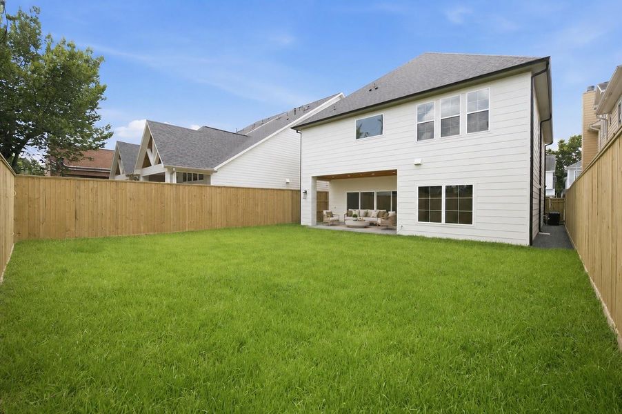 Rare 50' x 44' backyard—one of the largest in the Heights—with plenty of room for a custom pool.