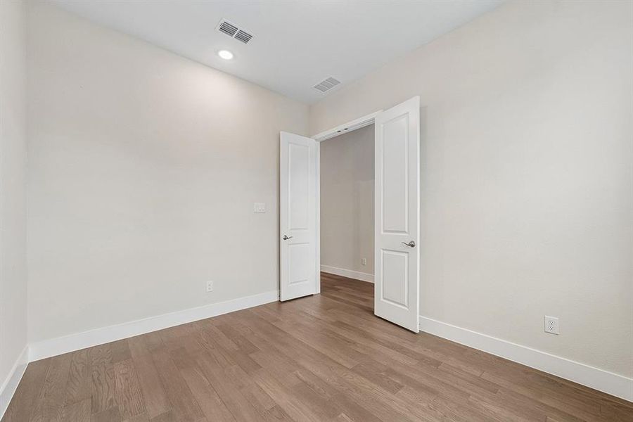 Spacious, unfurnished interior of a new home in Lexington Frisco, Frisco (Image 27). Spacious, unfurnished interior of a new home in Lexington Frisco, Frisco (Image 27).