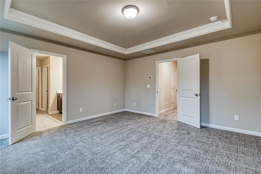 Spacious, unfurnished interior of a new home in Crofton Place Enclave, Snellville (Image 41).