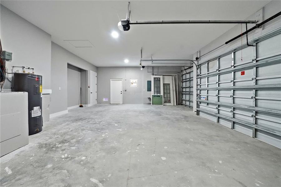 Image 36 of a home in .