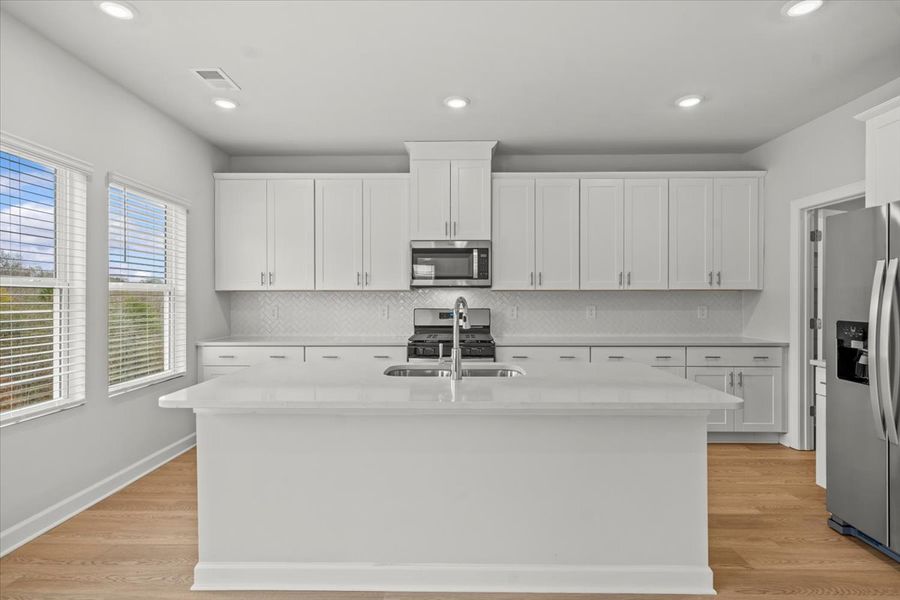 Furnished interior view inside a new home in Chatham Forest, Duncan (Image 8).