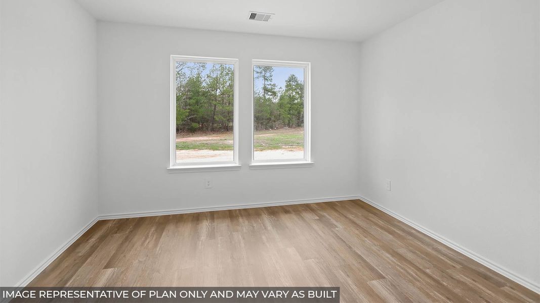 Representative unfurnished interior of a home built from the Holden by D.R. Horton in Williams Reserve East, Conroe (Image 19).