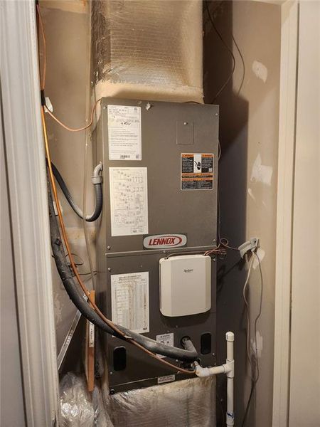 Image 16 of a home in .