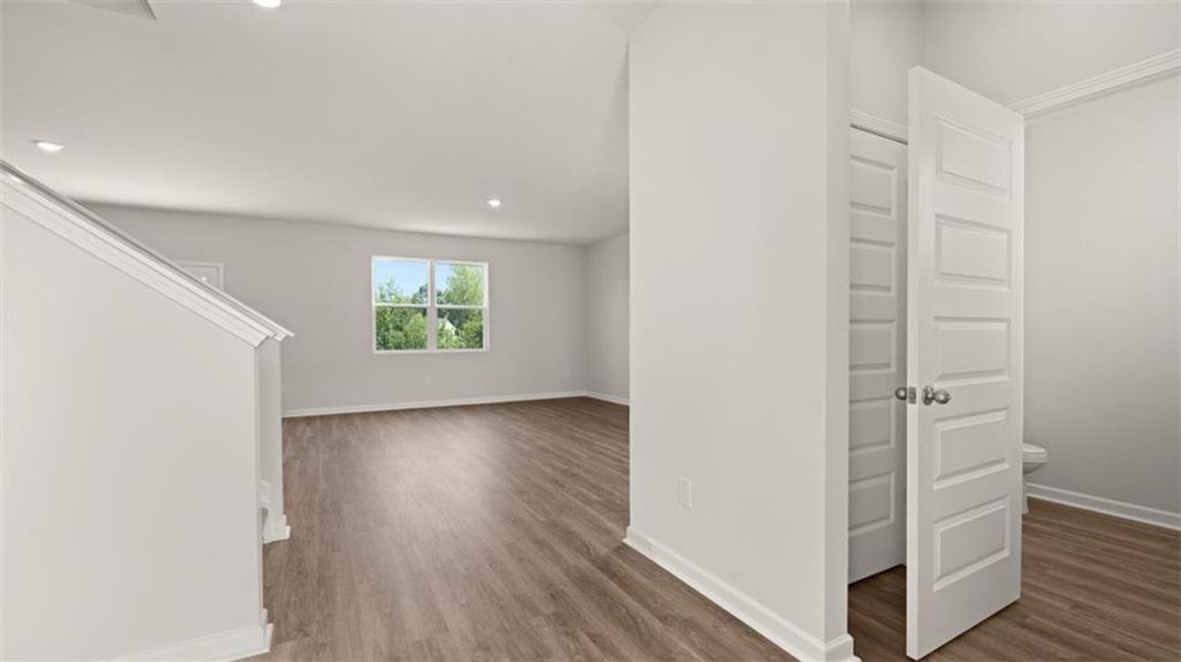 Spacious, unfurnished interior of a new home in Locust Grove Station - Cedar Ridge, Locust Grove (Image 15).