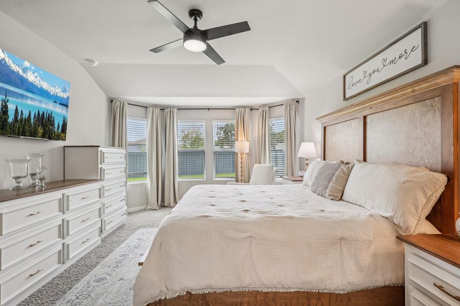 Furnished interior view inside a new home in Sundance Cove - Classic Series, Crosby (Image 8). Furnished interior view inside a new home in Sundance Cove - Classic Series, Crosby (Image 8).