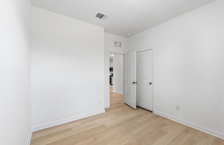 Spacious, unfurnished interior of a new home in La Cima, San Marcos (Image 40).