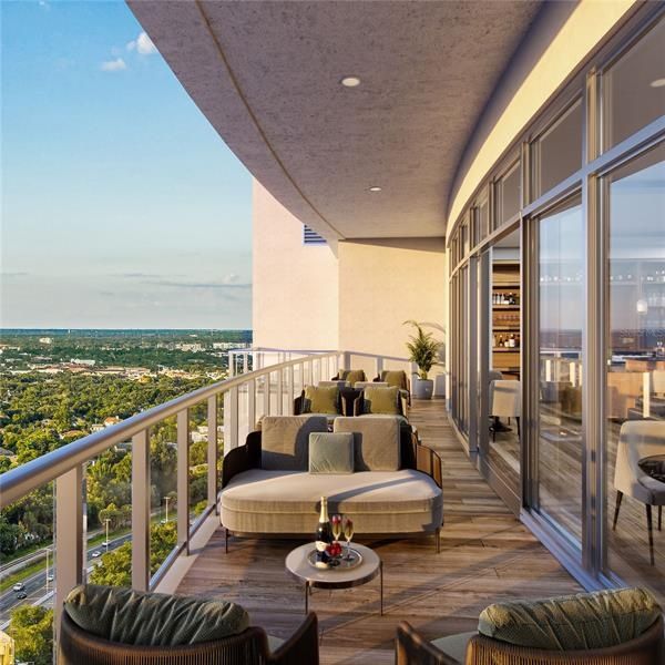 Image 7 of a home in Altura Bayshore.