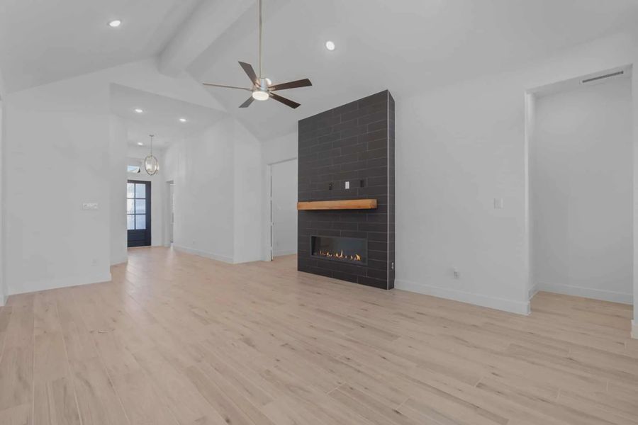 Representative unfurnished interior of a home built from the Lakeway by Chesmar Homes in Meridiana 50's, Manvel (Image 28).