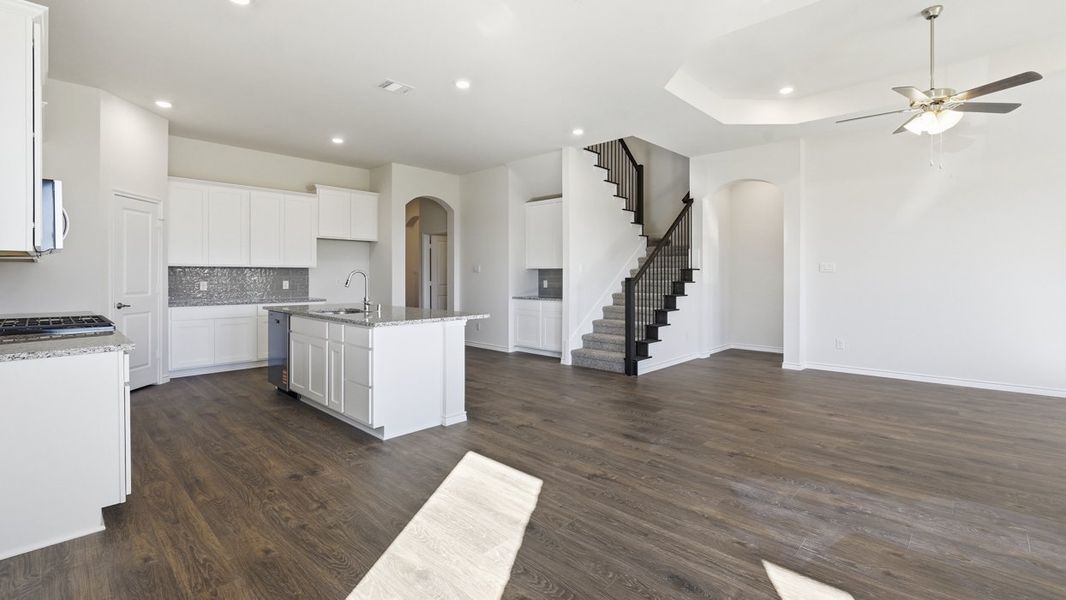 Image 15 representing the Ivery by D.R. Horton in Morning Ridge, Princeton, TX.