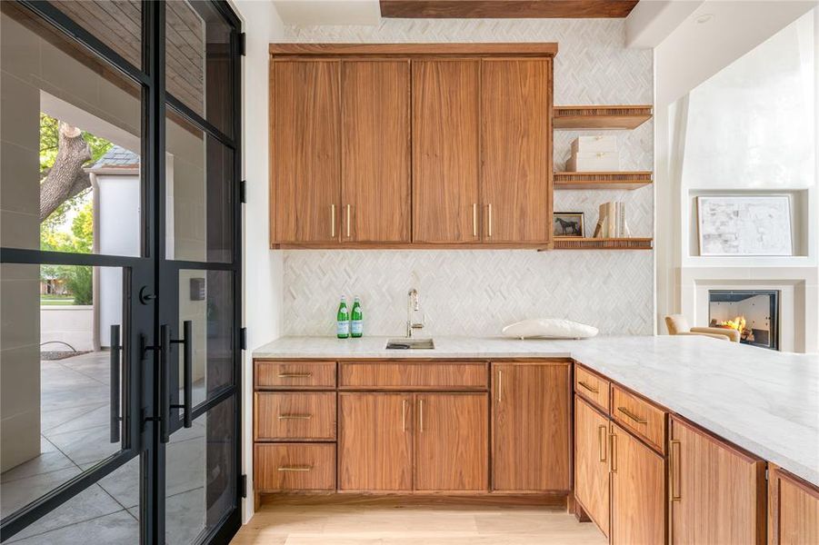 Furnished interior view inside a new home in , Dallas (Image 15).