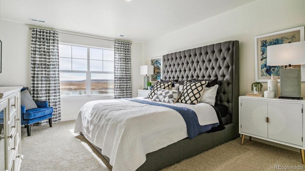 Furnished interior view inside a new home in Settlers Crossing, Commerce City (Image 11).