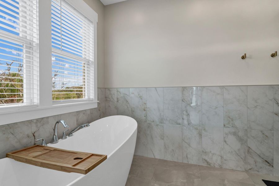 Furnished interior view inside a new home in , Edisto Island (Image 19).