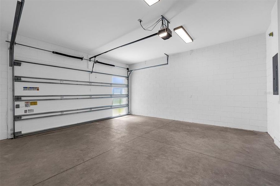 Spacious, unfurnished interior of a new home in , Winter Park (Image 25). Spacious, unfurnished interior of a new home in , Winter Park (Image 25).