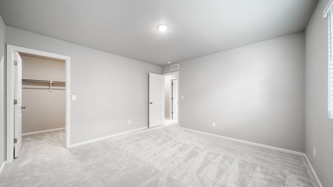 Spacious, unfurnished interior of a new home in Reunion, Commerce City (Image 28). Spacious, unfurnished interior of a new home in Reunion, Commerce City (Image 28).