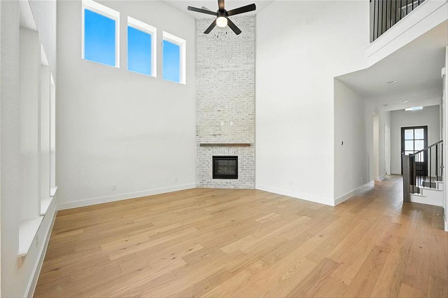 526RedBarnMIDLB010 526RedBarnMIDLB010