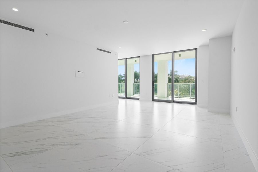 03-495 E Royal Palm Road #402-122