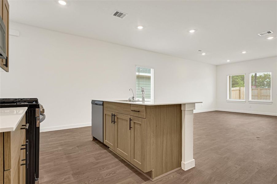 Furnished interior view inside a new home in Emberly, Beasley (Image 14).