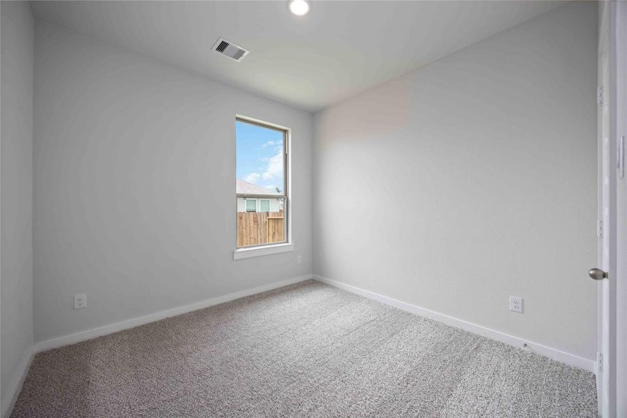 Image 13 of a home in Meadow Park.