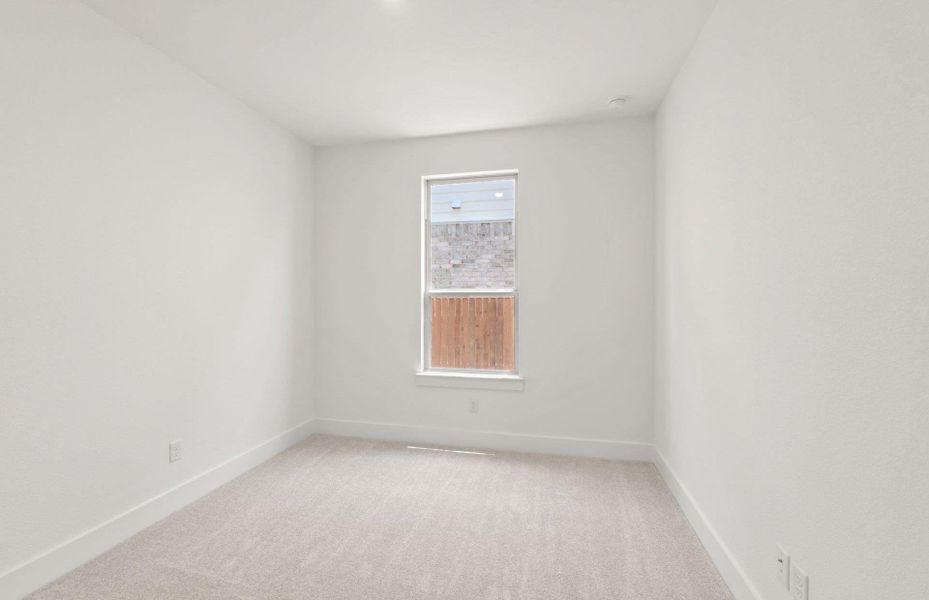 Spacious, unfurnished interior of a new home in Saddleback at Santa Rita Ranch, Liberty Hill (Image 14).