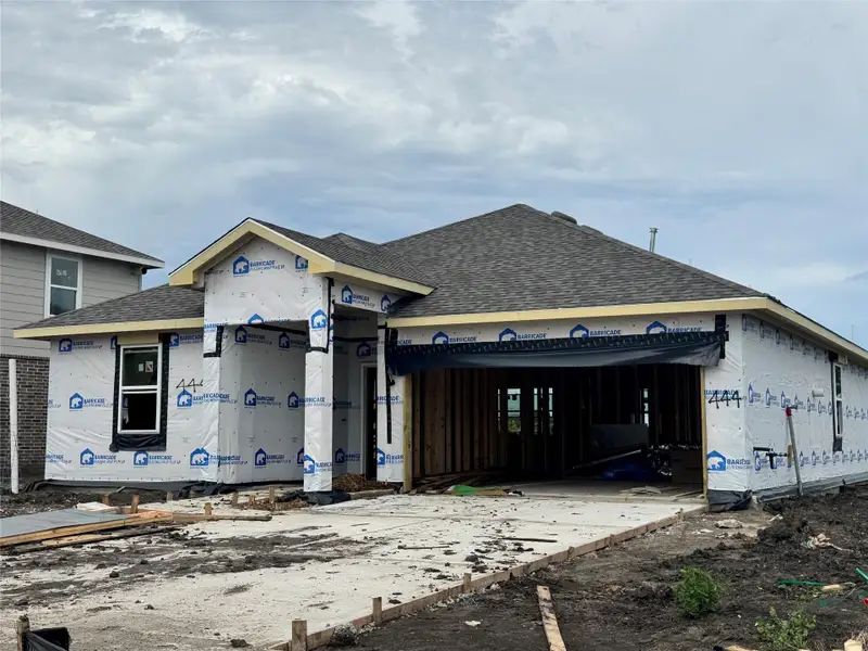 One-story home with 4 bedrooms, 2 baths and 2 car garage One-story home with 4 bedrooms, 2 baths and 2 car garage