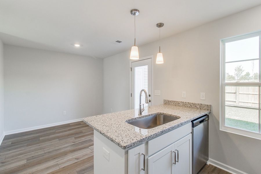 Image 29 of a home in Astoria.