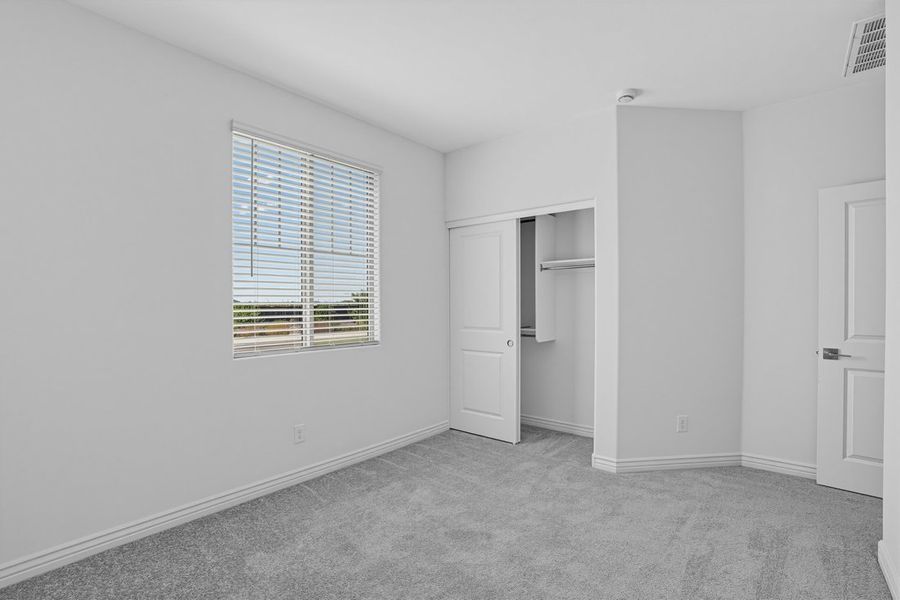 Spacious, unfurnished interior of a new home in Parkside, Avondale (Image 14).