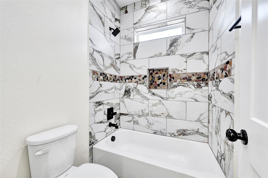 Furnished interior view inside a new home in , Plantersville (Image 9).