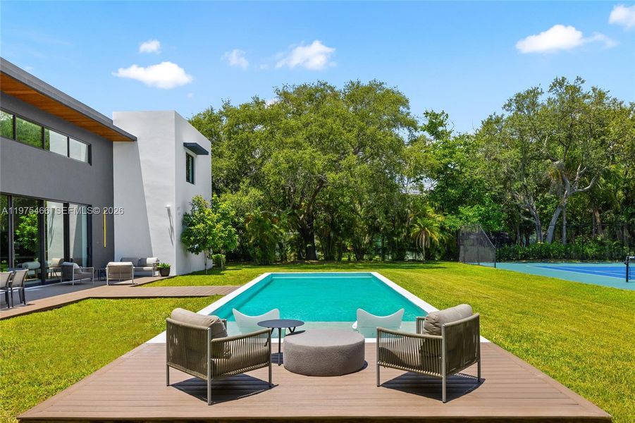 Exterior details and patio area of a home in , Pinecrest (Image 36).