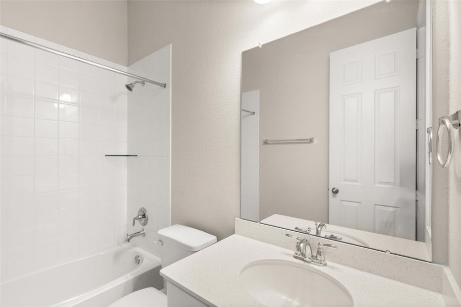 Note: Sample product photo. Actual exterior and interior selections may vary by homesite. Photo may be virtually staged