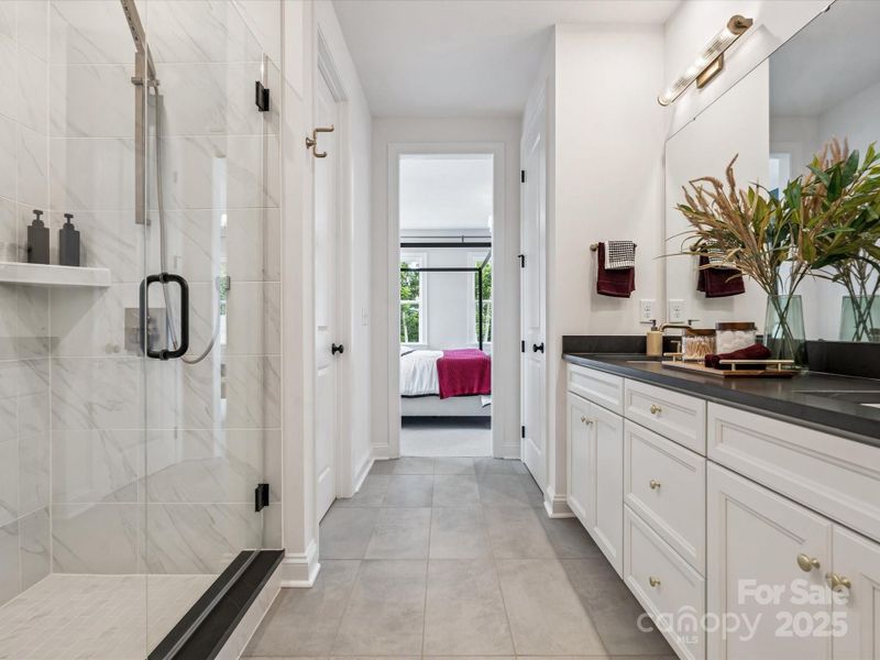 Spa-Inspired En Suite Bath with Elevated Design. *Model Photos | Actual orientation, structural selections, and finishes may vary. Spa-Inspired En Suite Bath with Elevated Design. *Model Photos | Actual orientation, structural selections, and finishes may vary.