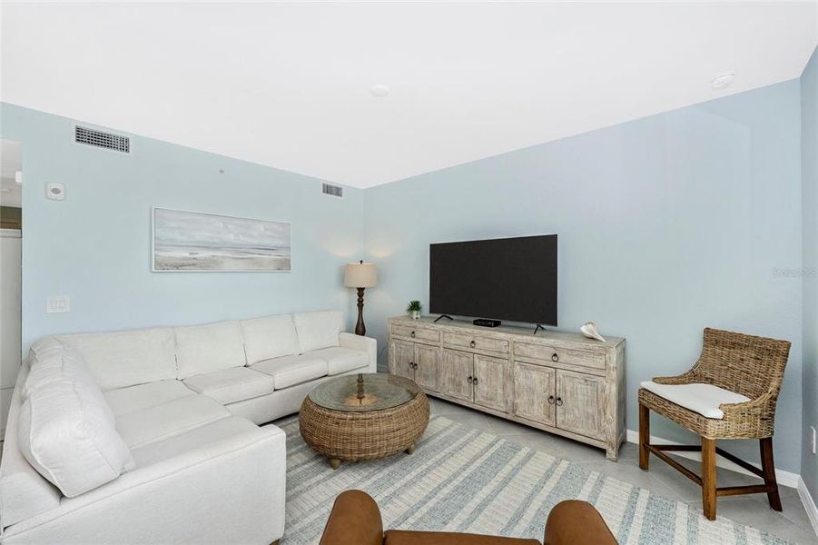 Furnished interior view inside a new home in , Venice (Image 34).