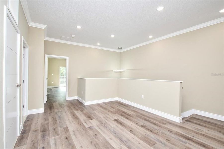 Spacious, unfurnished interior of a new home in , Davenport (Image 34).