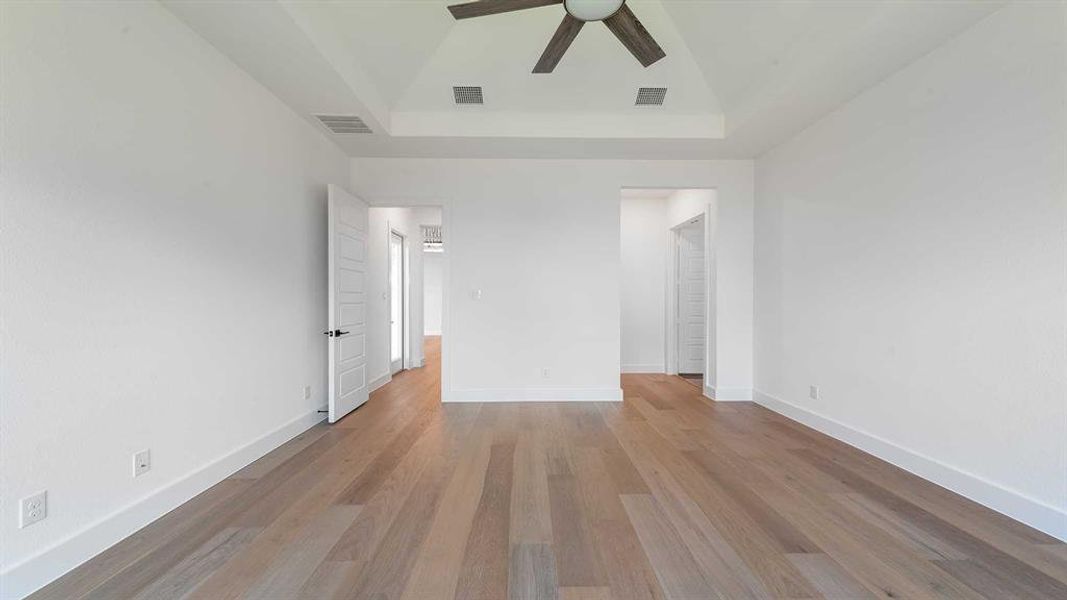 Spacious, unfurnished interior of a new home in Fields 60', Frisco (Image 22). Spacious, unfurnished interior of a new home in Fields 60', Frisco (Image 22).