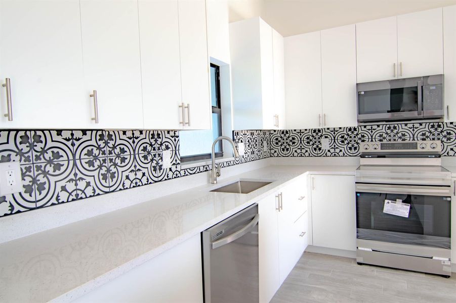 modern kitchen Backsplash modern kitchen Backsplash