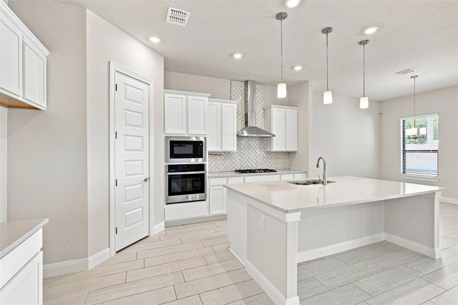 Furnished interior view inside a new home in Northfork, Liberty Hill (Image 9).