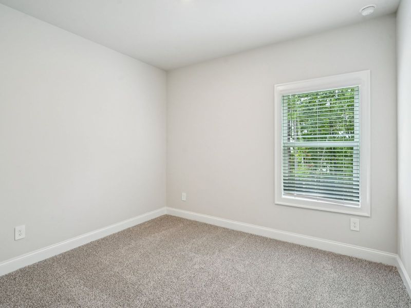 Spacious, unfurnished interior of a new home in Preserve at Mountain Creek, Pendergrass (Image 16).