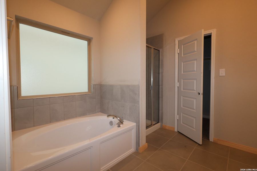 Furnished interior view inside a new home in Paloma Park, Converse (Image 15).