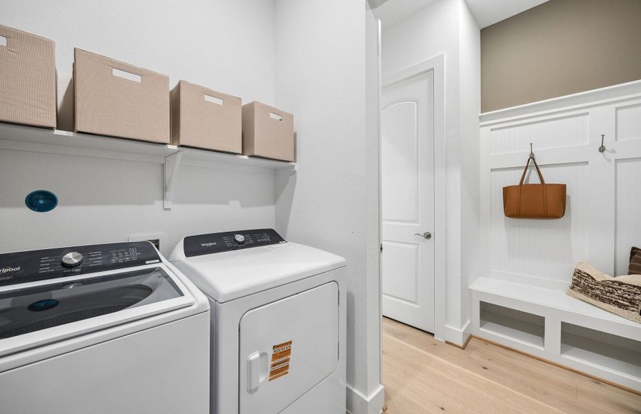 Representative furnished interior of a home built from the Stellar by Del Webb in Del Webb Sugar Land at Ryehill, Rosenberg (Image 18).