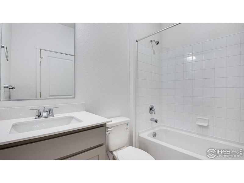 Furnished interior view inside a new home in Vista Meadows, Fort Lupton (Image 6).