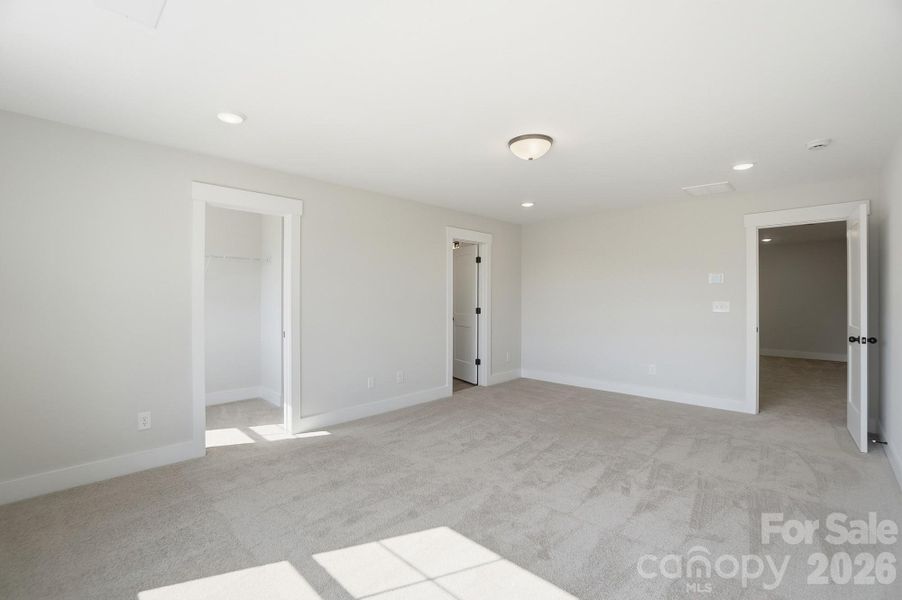 Spacious, unfurnished interior of a new home in Blythe Mill Townhomes, Waxhaw (Image 39). Spacious, unfurnished interior of a new home in Blythe Mill Townhomes, Waxhaw (Image 39).