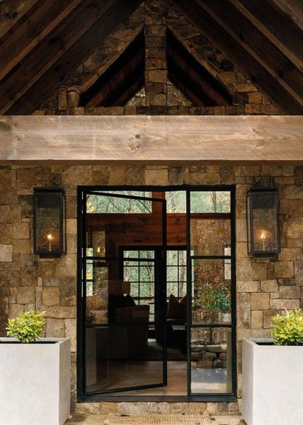 Image 79 of a home in .